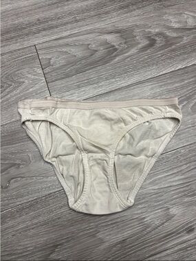 Hanes Women's Bikini Briefs in Light Beige